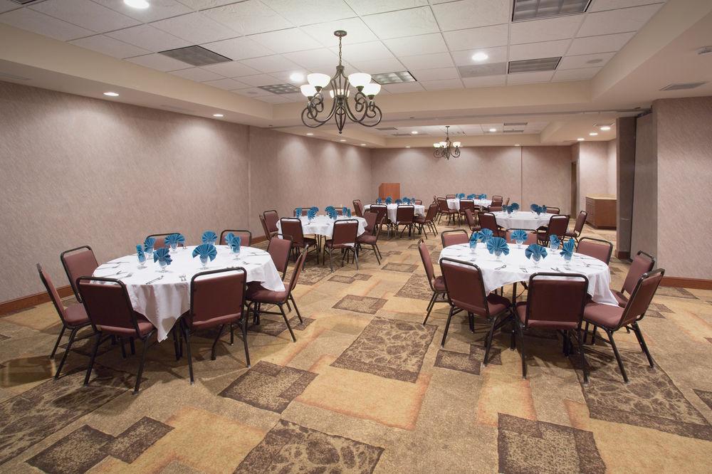 Holiday Inn Express & Suites Trinidad By Ihg Zewnętrze zdjęcie