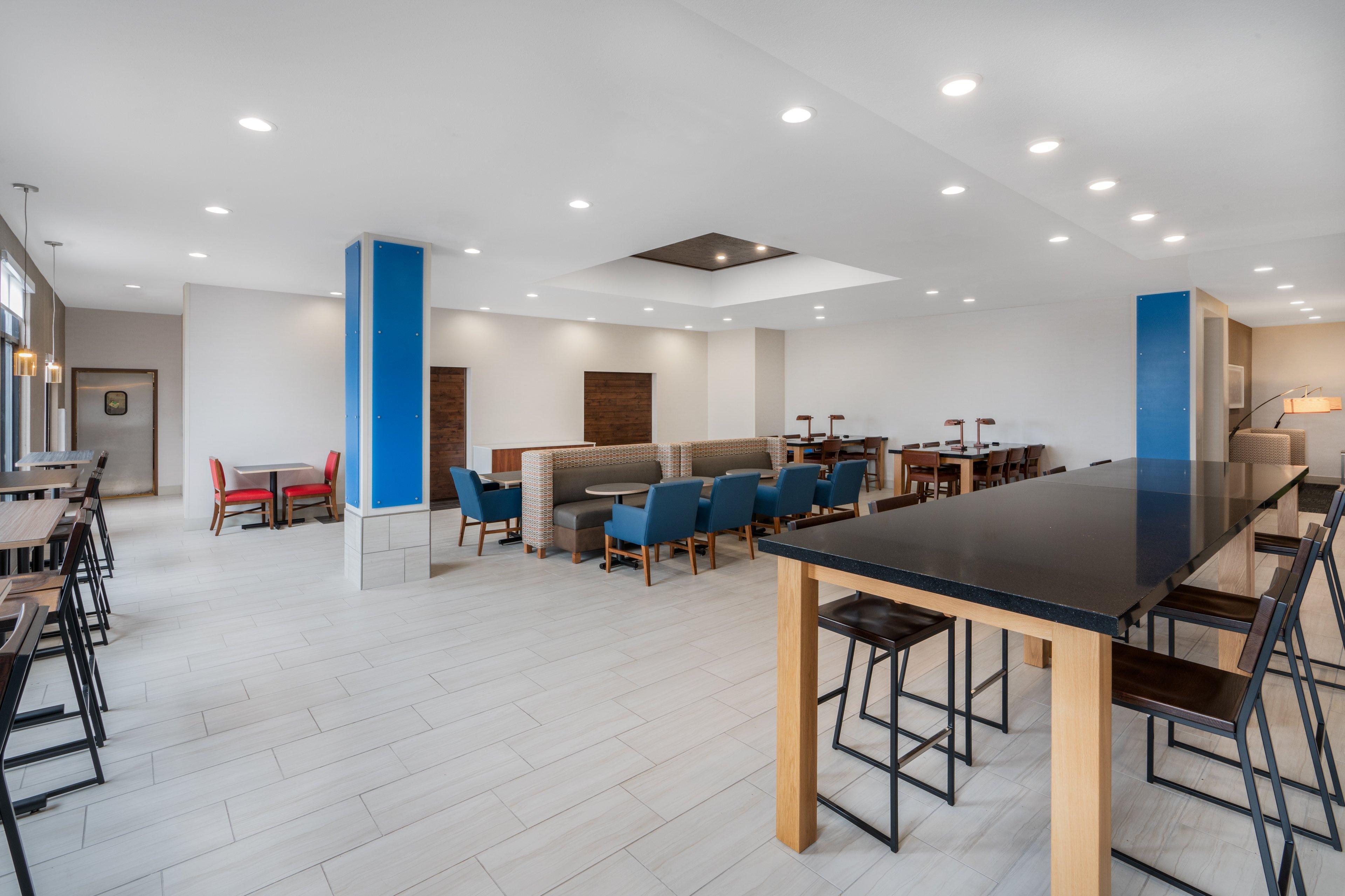 Holiday Inn Express & Suites Trinidad By Ihg Zewnętrze zdjęcie
