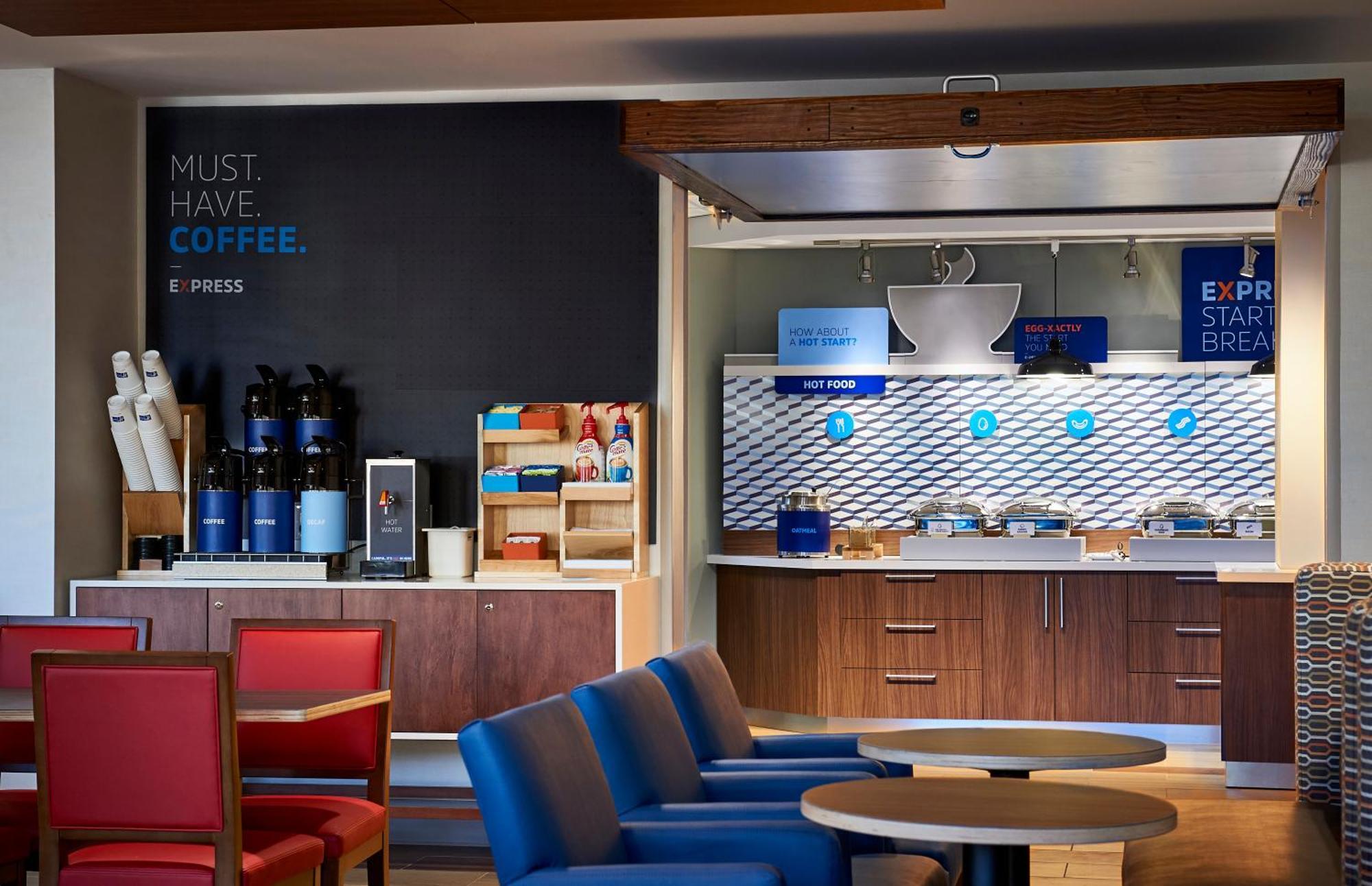 Holiday Inn Express & Suites Trinidad By Ihg Zewnętrze zdjęcie