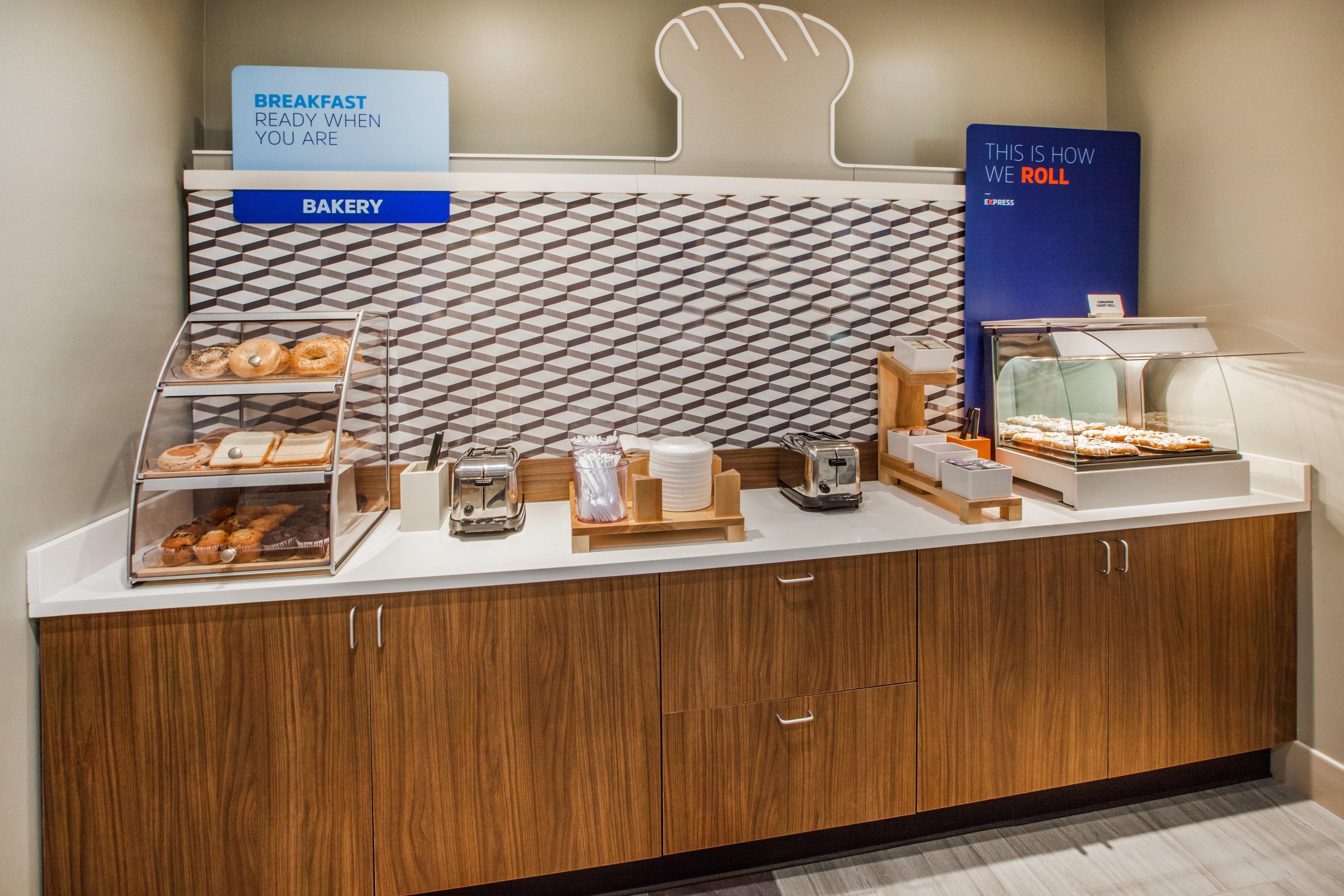Holiday Inn Express & Suites Trinidad By Ihg Zewnętrze zdjęcie