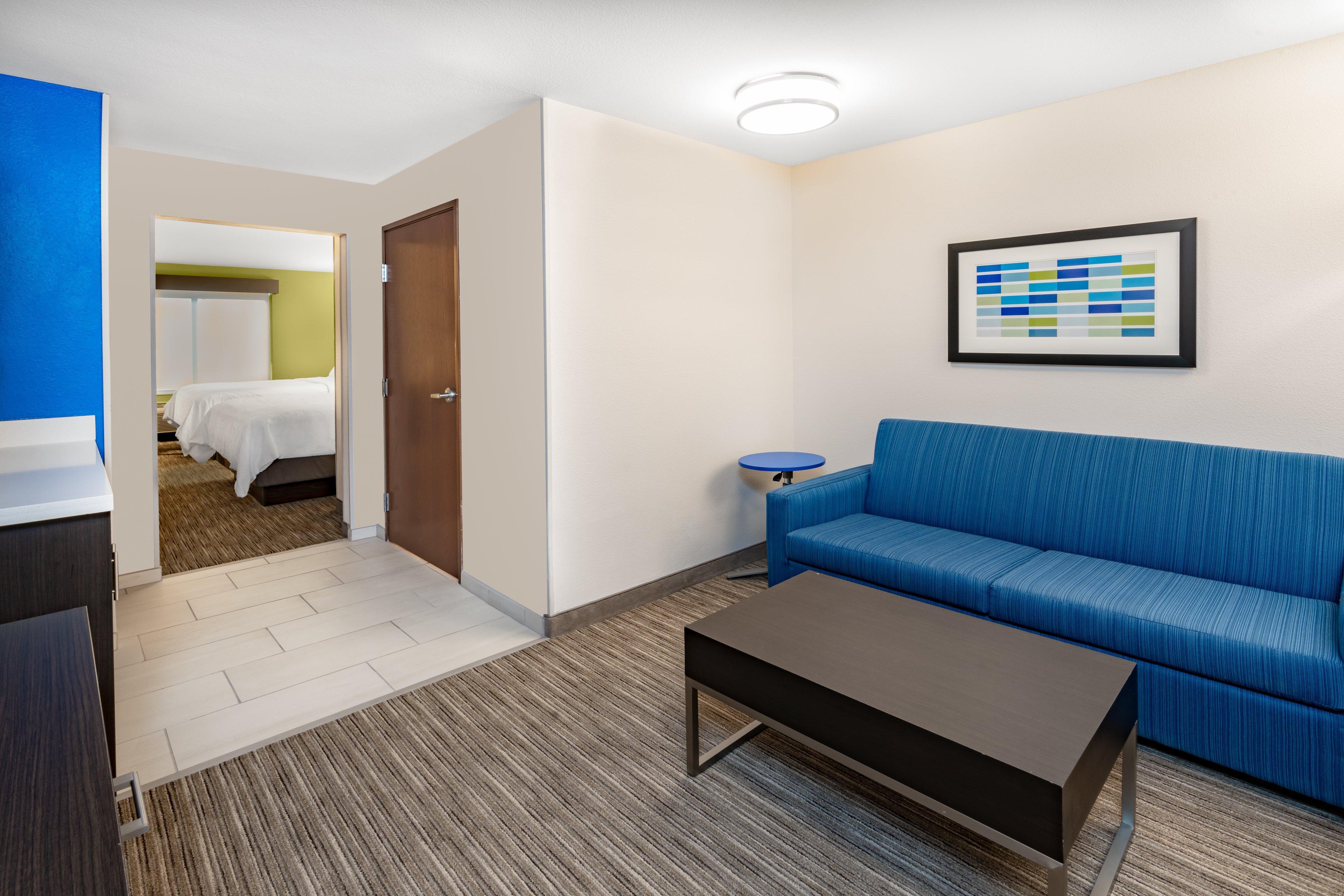 Holiday Inn Express & Suites Trinidad By Ihg Zewnętrze zdjęcie