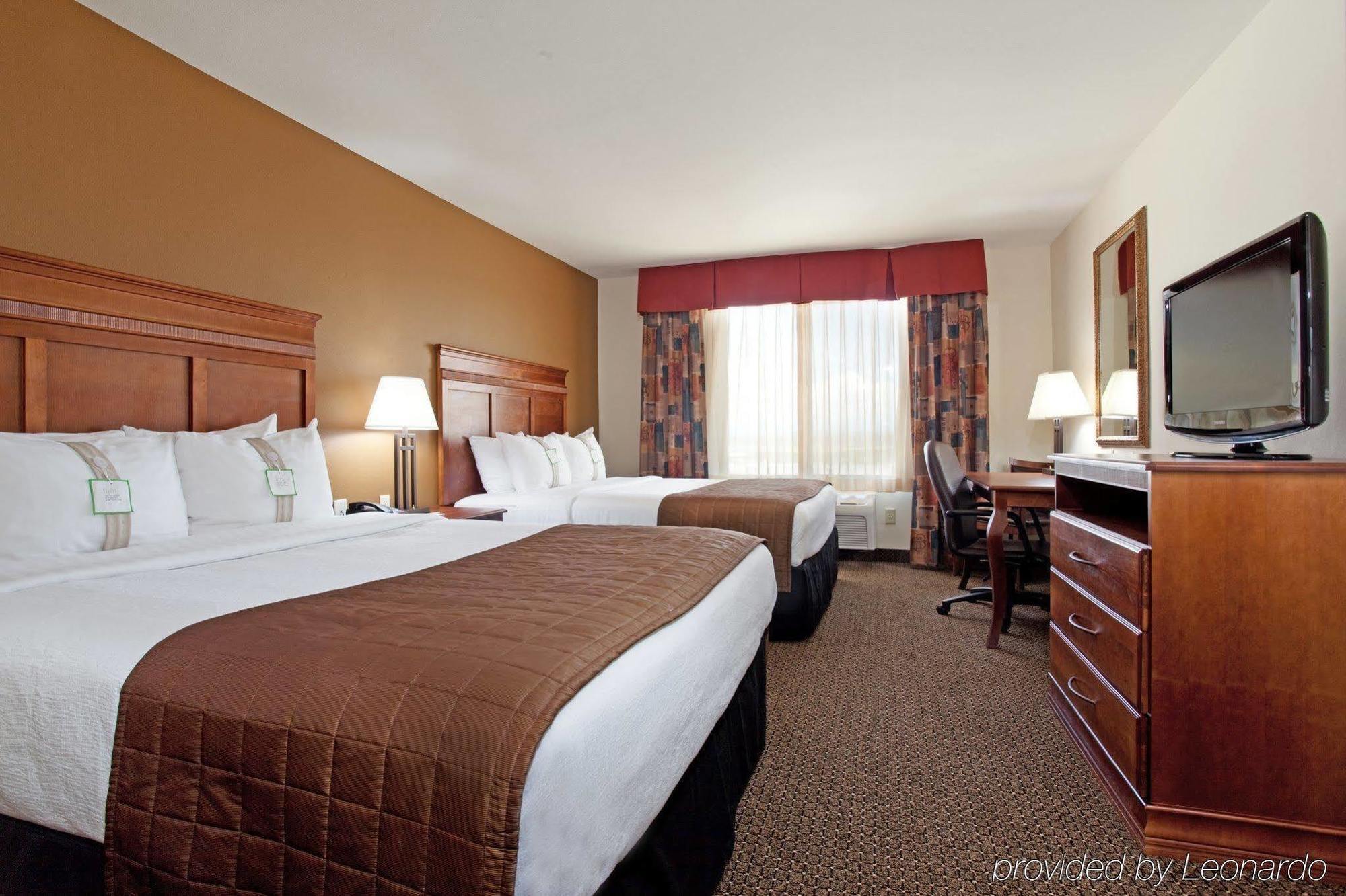 Holiday Inn Express & Suites Trinidad By Ihg Zewnętrze zdjęcie
